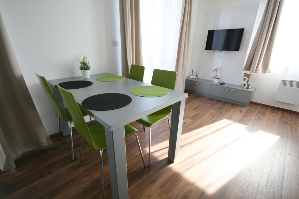 Apartmany Apollon Resort Lednice Exterior foto