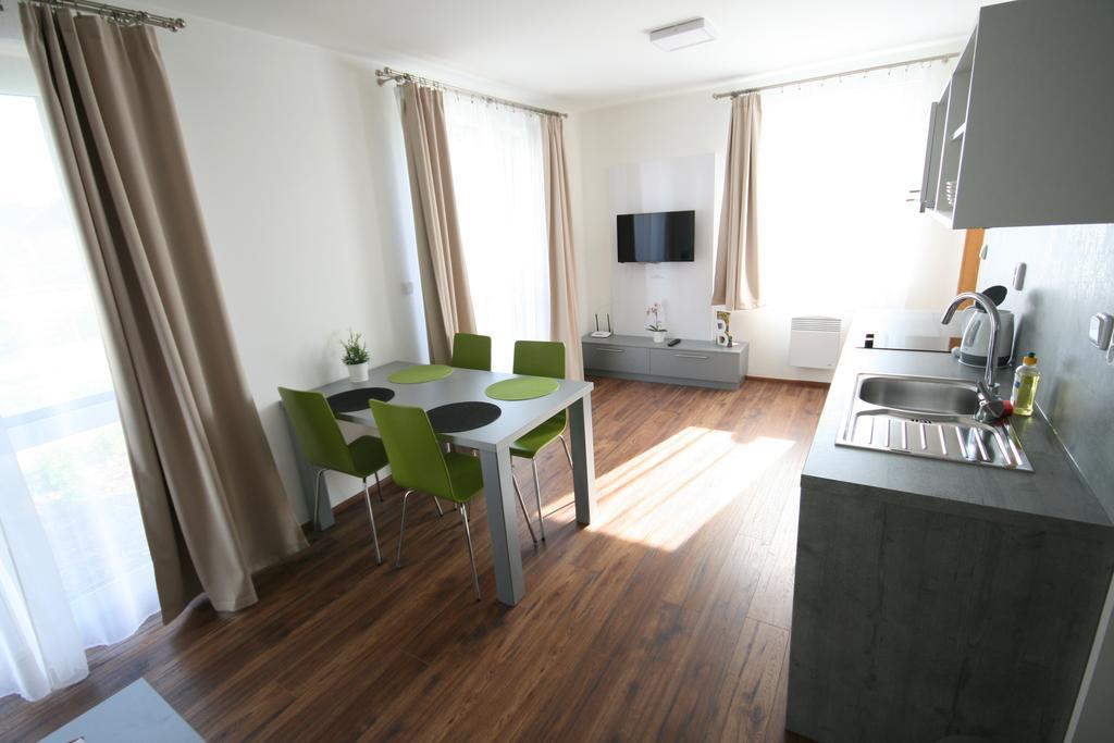 Apartmany Apollon Resort Lednice Exterior foto