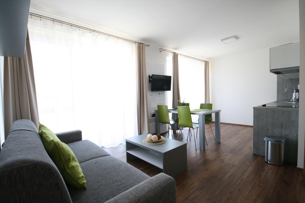 Apartmany Apollon Resort Lednice Exterior foto