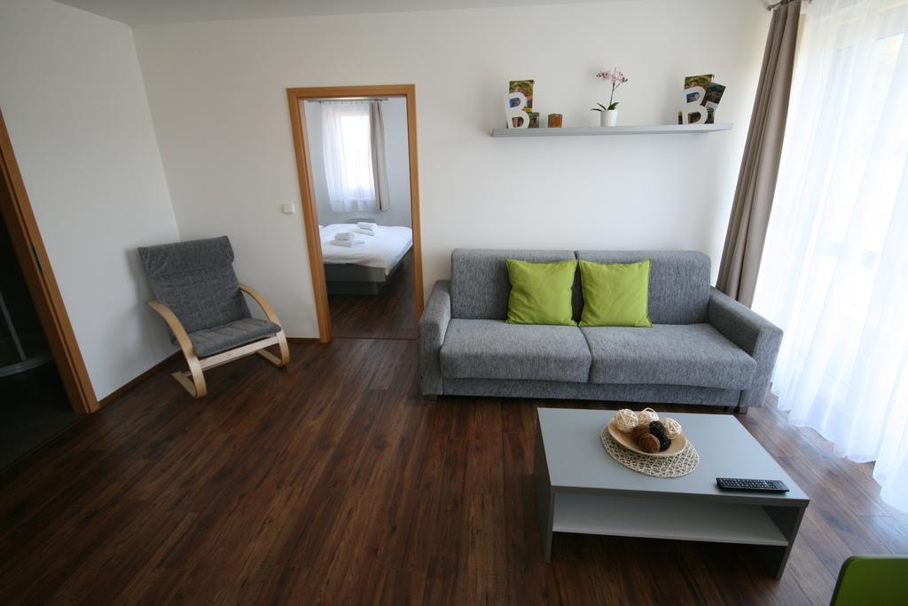 Apartmany Apollon Resort Lednice Exterior foto